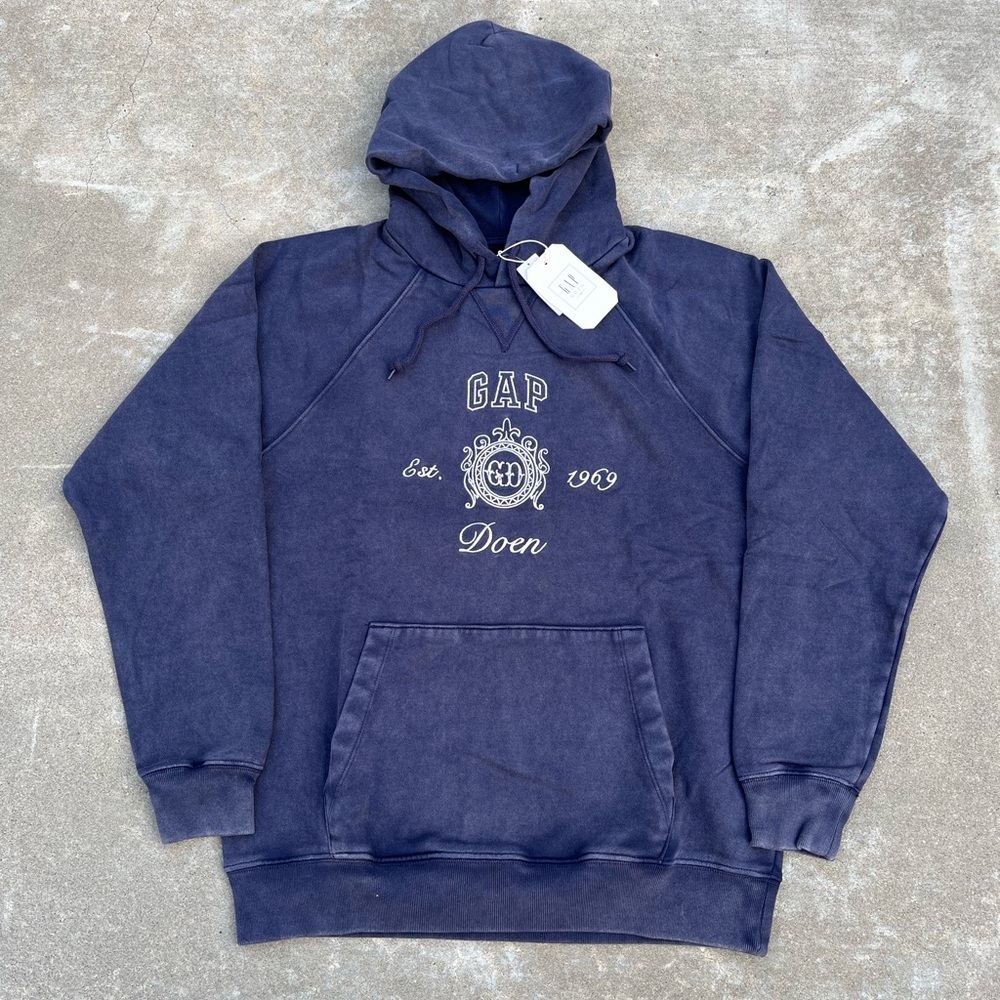 NWT Gap × DOEN Adult Heavyweight Raglan Logo Hoodie